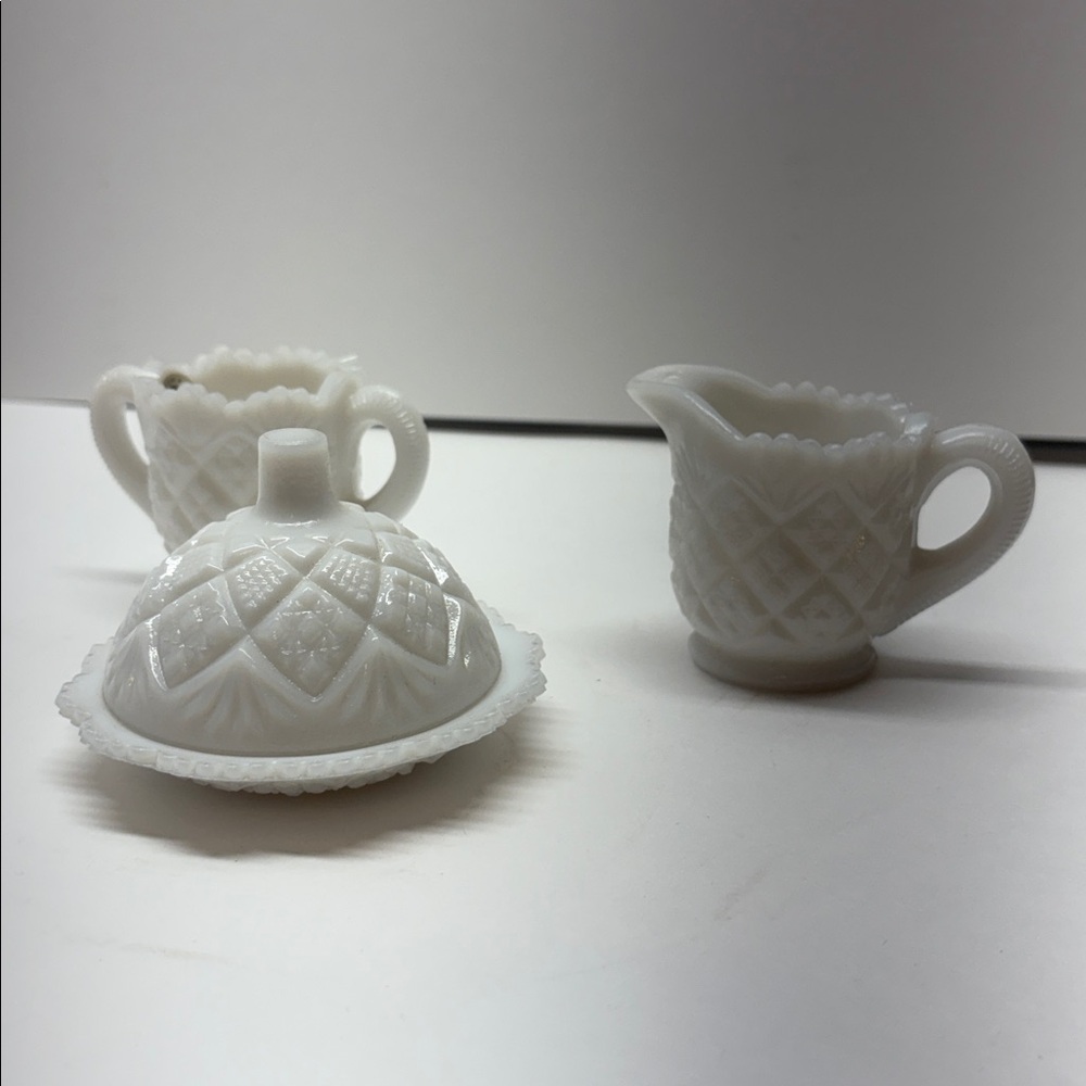 Thumbelina Westmoreland Miniature Milk Glass Butter Dish, Creamer & Sugar Set - Picture 3 of 11